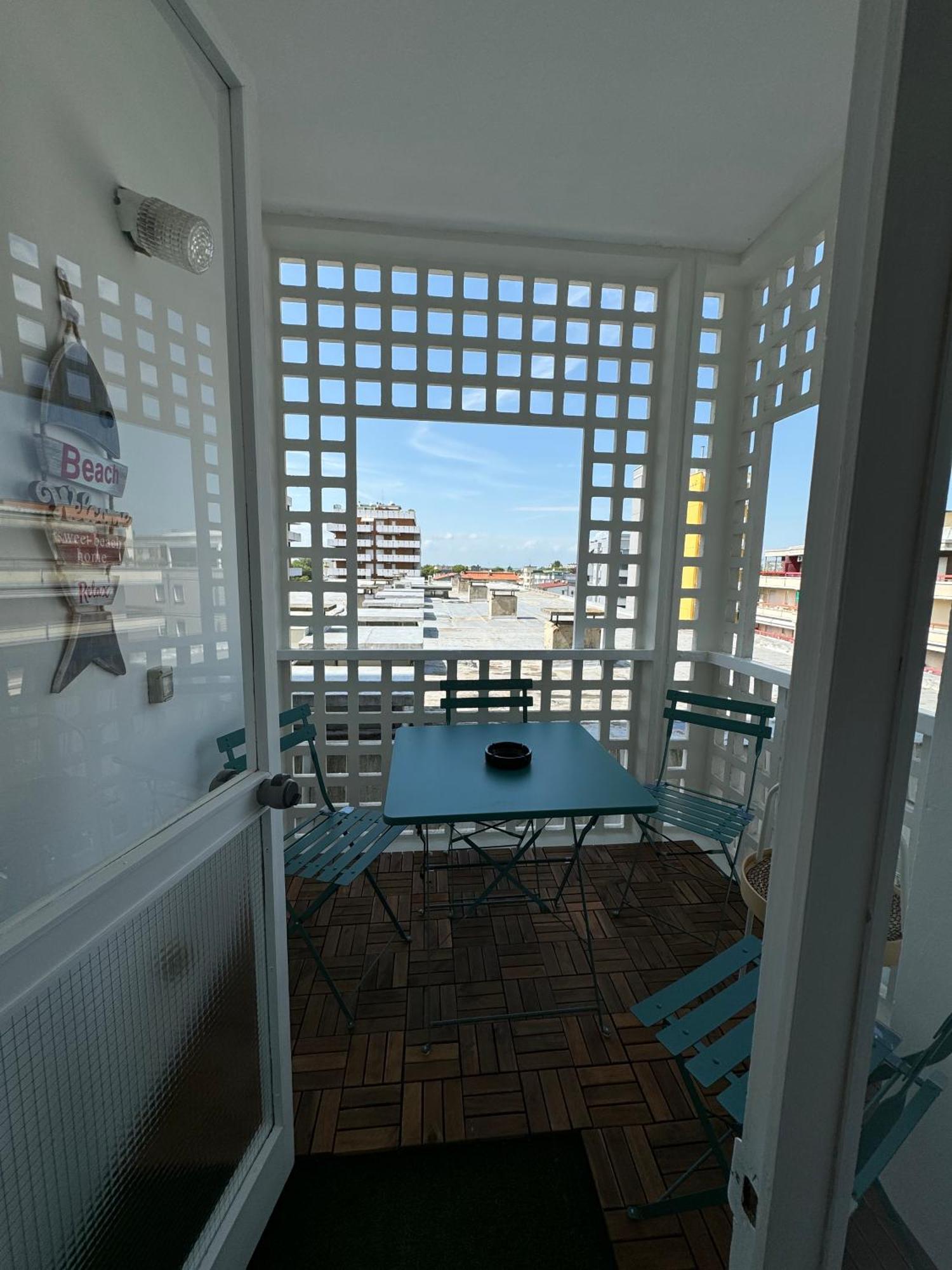 Apartamento Ca' Vittoria Lignano Sabbiadoro Exterior foto