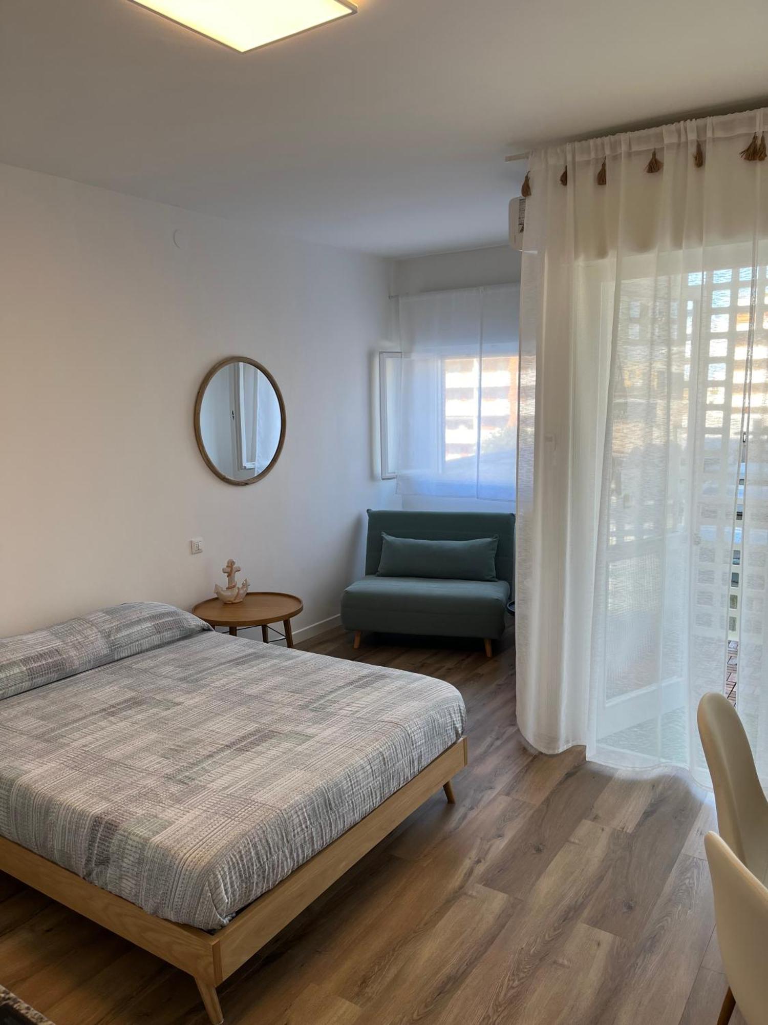Apartamento Ca' Vittoria Lignano Sabbiadoro Exterior foto